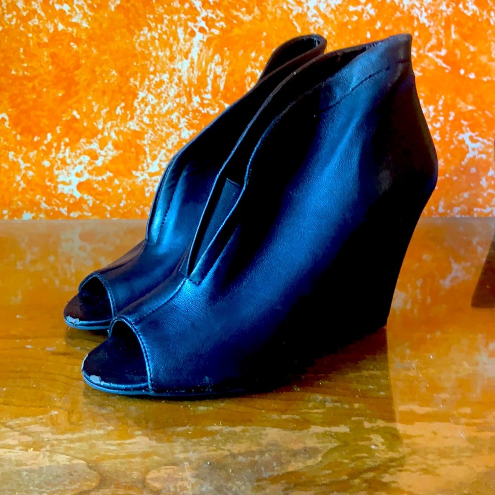 Wedge booties